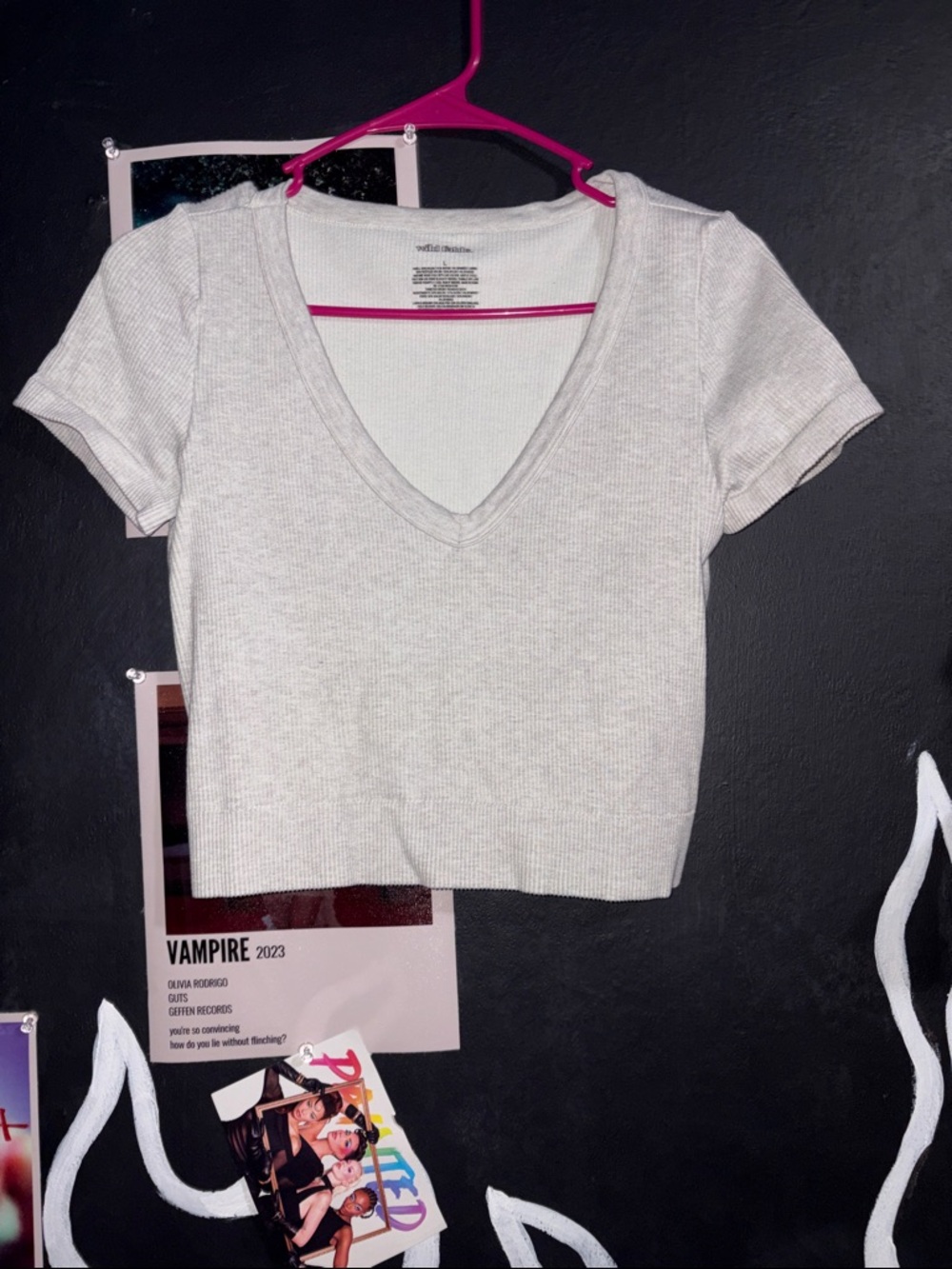 Women's Short Sleeve V‑Neck Ribbed Top - Light Gray